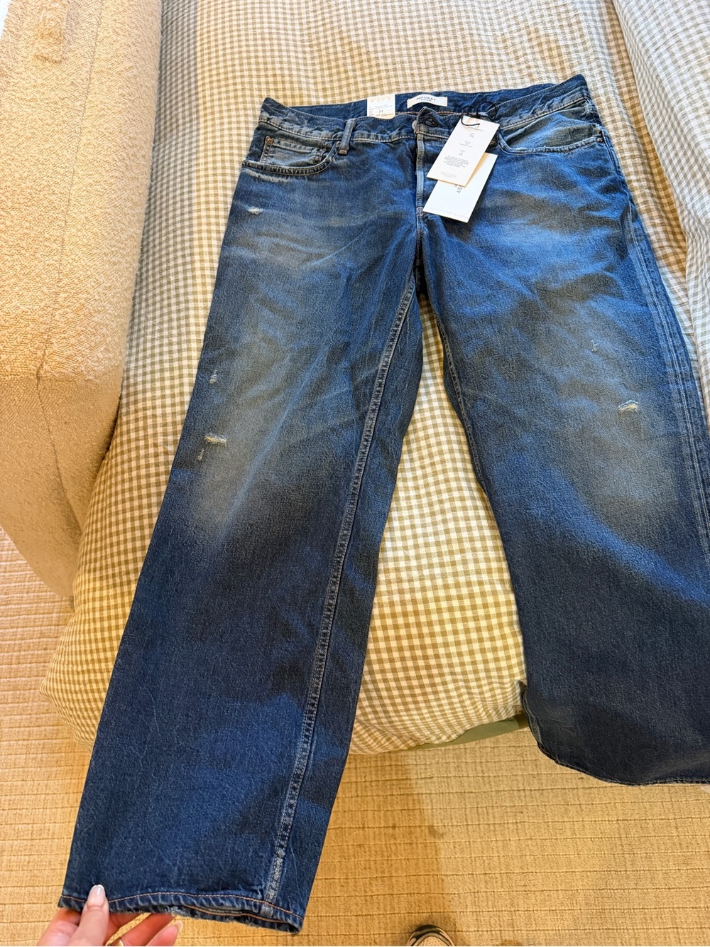 Moussy Ridgefield Straight Low Jean